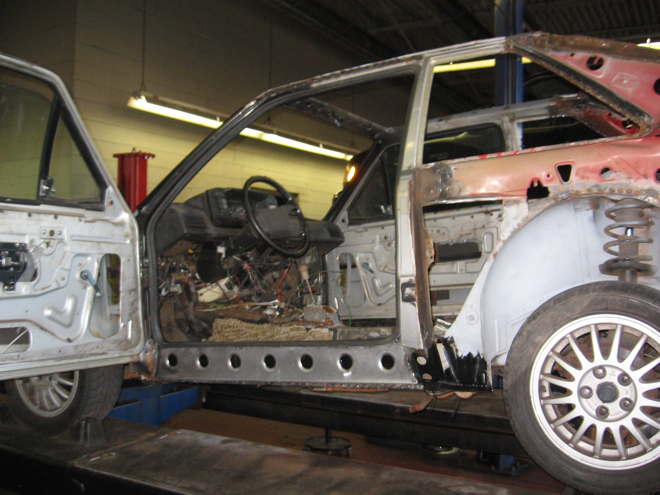 urq inner rocker panels 002.jpg