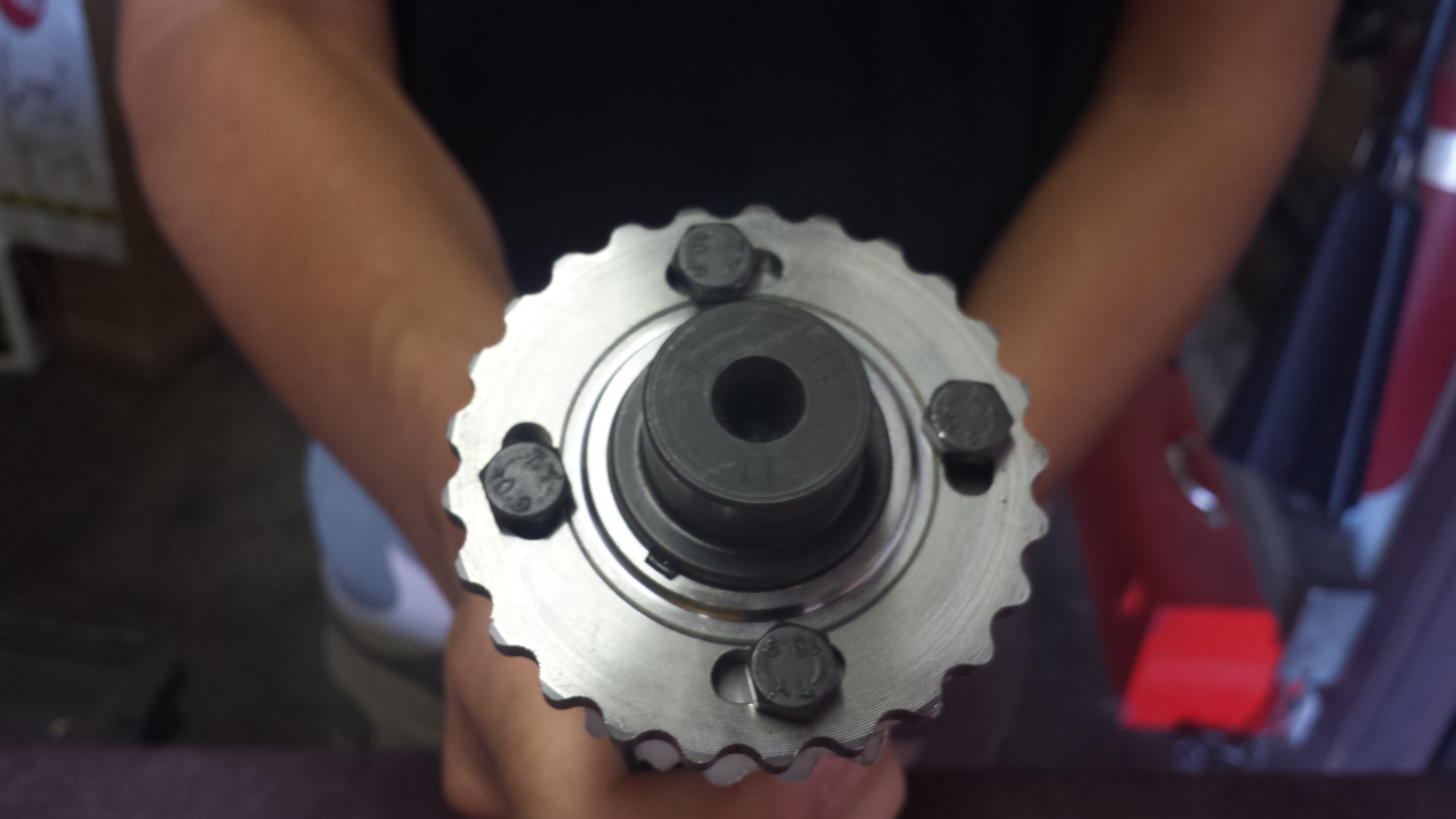 Intake adjustable gear