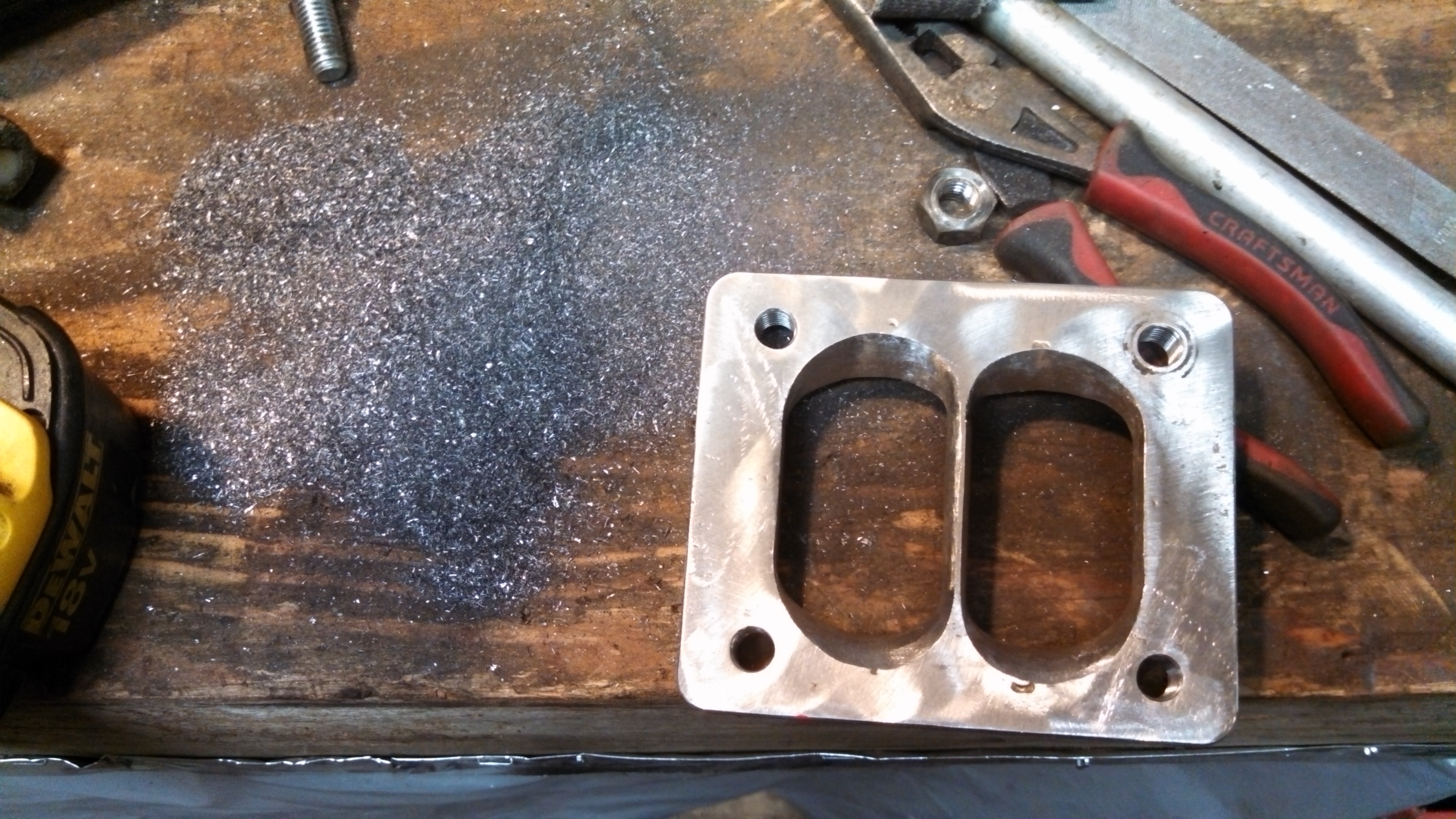 t4 flange matched to collector.jpg