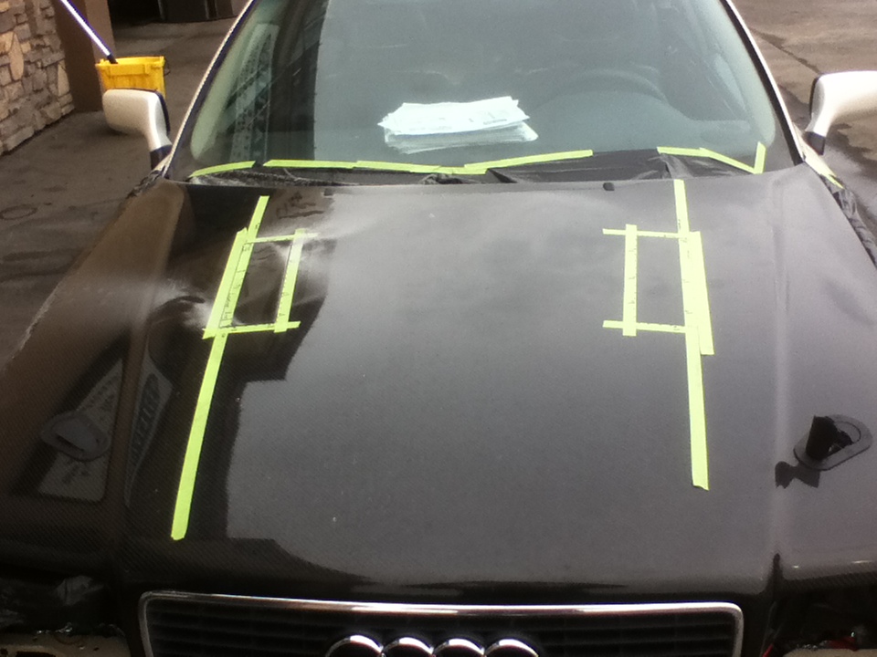 Starting the hood louvers